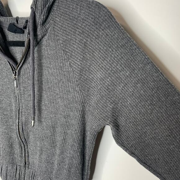 Out from under Cropped Ribbed Gray Jacket Sz Small - Picture 5 of 6
